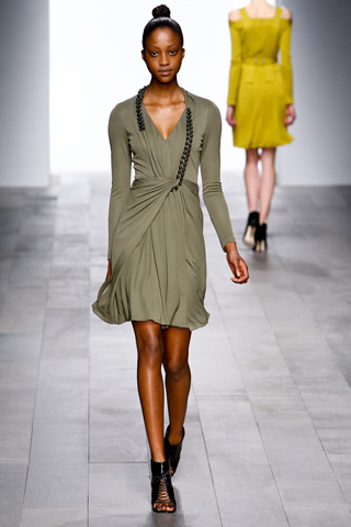 marios schwab aw 2011 londonfashionweek 26