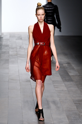 marios schwab aw 2011 londonfashionweek 29