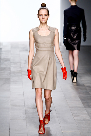 marios schwab aw 2011 londonfashionweek 3