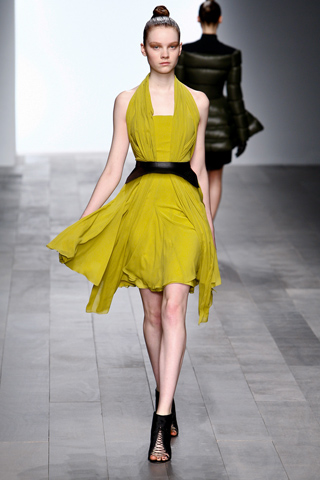 marios schwab aw 2011 londonfashionweek 7