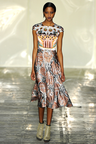 mary katrantazou aw 2011 londonfashionweek 21