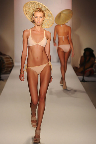 Mercedes Benz Fashion Network Miami 2011 By Marysia