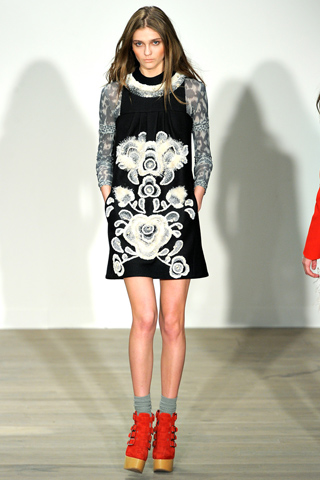 matthew williamson aw2011 lfw collection ella kandyba