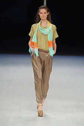 Summer 2011 Collection BY Matthew Williamson