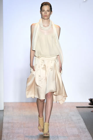 Max Azria SpringSummer Collection 2011