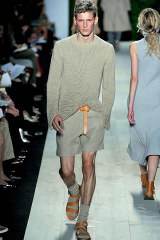 Spring 2011 Fashion Shows Pictures