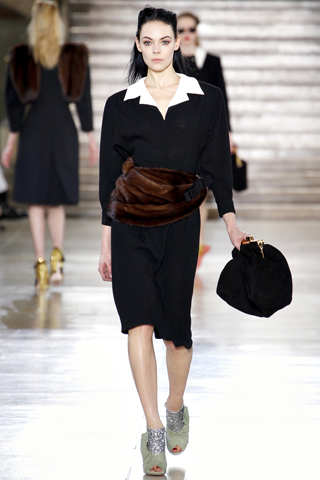 miu miu ready to wear spring 2011 32
