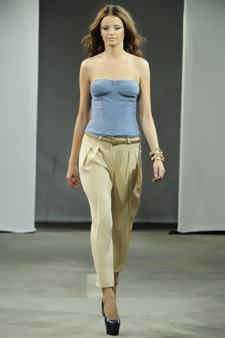 Spring 2011 Fashion Shows Photos