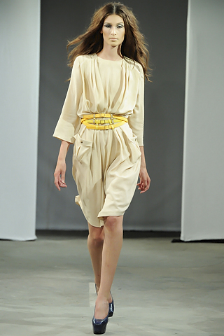 Summer 2011 Fashion Shows pictures