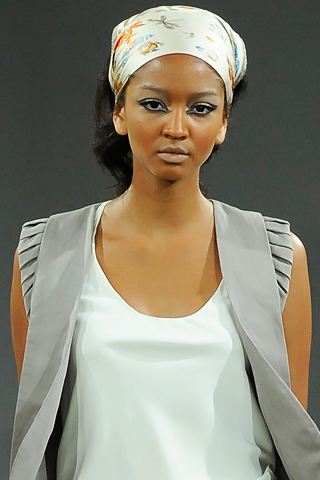 2011 Accessories Collection at Fashion Week