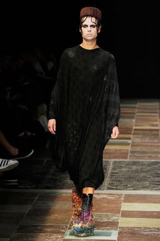 Saloon 2011 springSummer