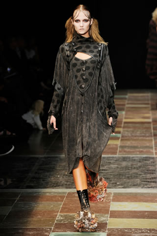 Latest Spring Summer 2010 Collection