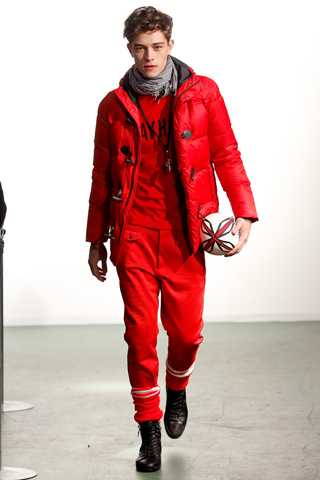 Moschino Fall 2011 Men's Collection