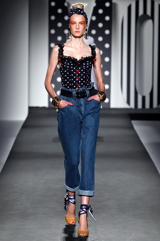 Italian Fashion Designers Spring 2011 Collection