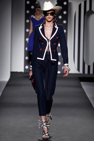 Spring 2011 Ready To Wear Fashion Shows