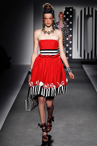 Summer 2011 Collection BY Moschino