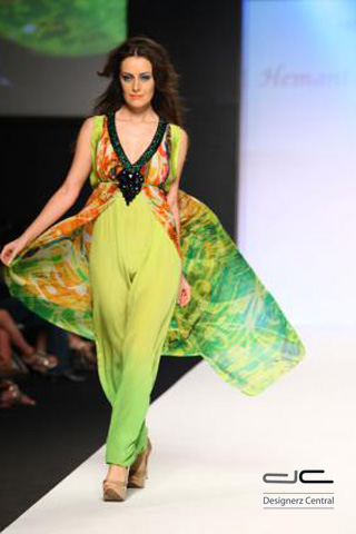 MUMBAI Se presents Hemant & Nandita Dubai Fashion Week Fall Winter