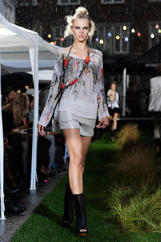 Munthe Plus SpringSummer Collection