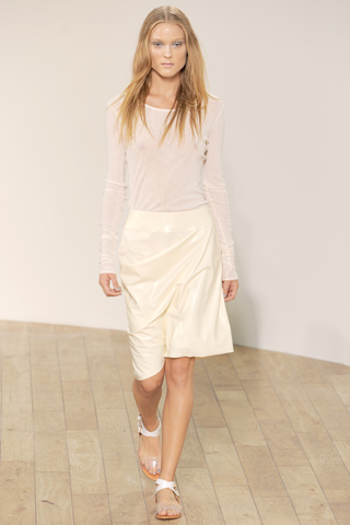 Spring 2011 Fashion Shows Photos