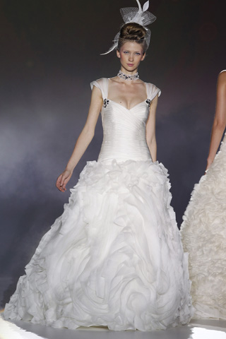 2011 Raimon Bundo Bridal Collection