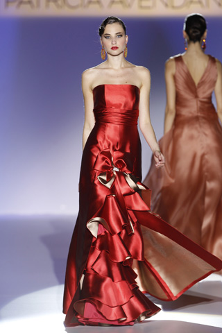 Patricia Avendano Barcelona 2011 Bridal Show