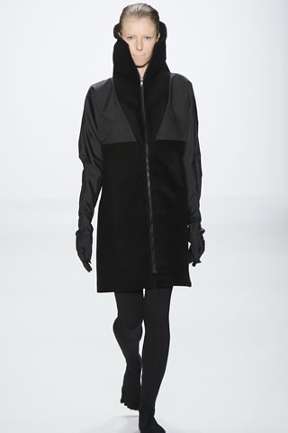 Latest Mercedes Benz Fashion Week Collection by Patrick Mohr