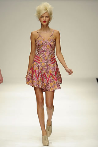 Runway Fashion shows 2011 Collections