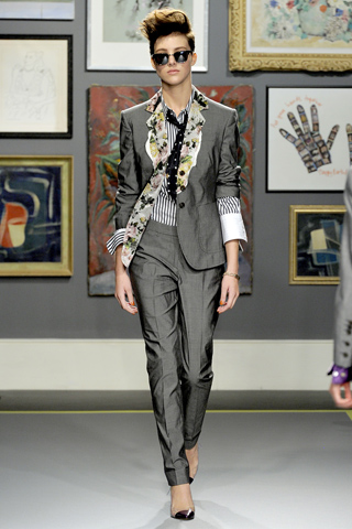 Fashion Designer 2011 Summer Collection