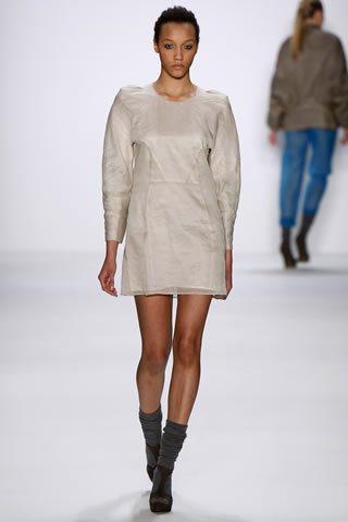 MBFW Perret Schaad Winter Collection 2011