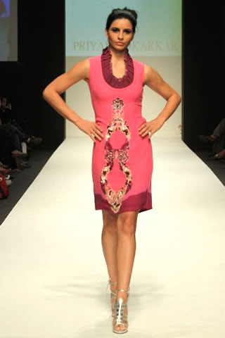 Dubai Fashion Week 2011 Designer