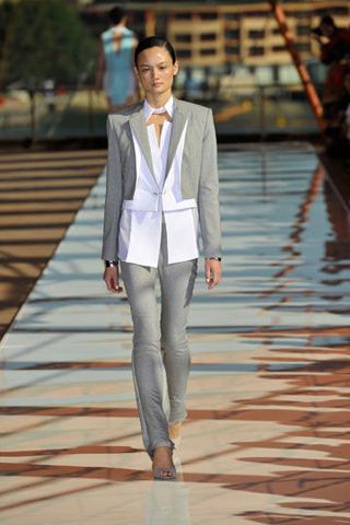 Dion Lee moda 2011 Runway Show