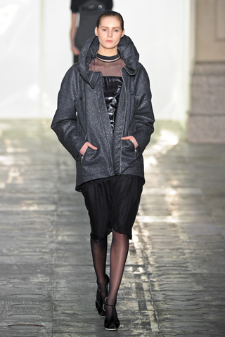 richard nicoll aw2011 lfw collection juju ivanyuk