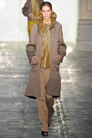 richard nicoll aw2011 lfw collection samantha gradoville