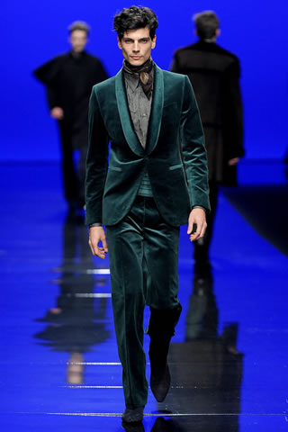 Italian Fashion Designers Fal 2011 Collection