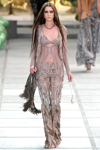 Italian Fashion Designers Summer 2011 Collection