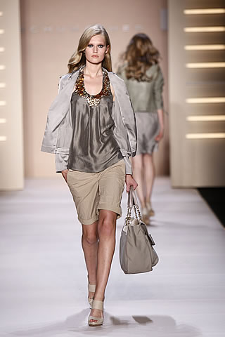 Schumacher Spring/Summer 2010