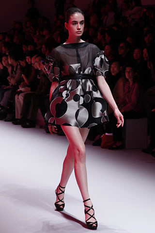 Shiatzy Chen Spring Summer 2011 Collection