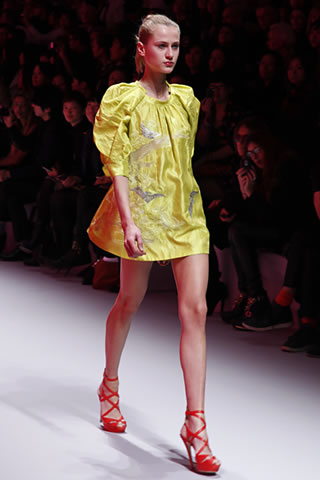 Shiatzy Chen Spring/Summer 2011 Collection