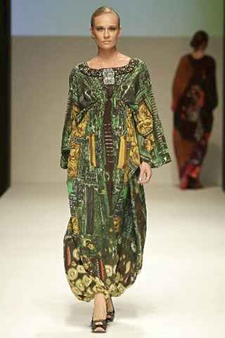 Dubai Fashion Week 2010 Photos