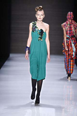 Smeilinener Spring/Summer 2010 Collection