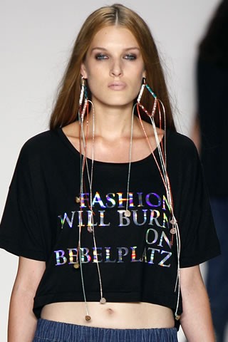 Summer 2011 Fashion Week Pictures