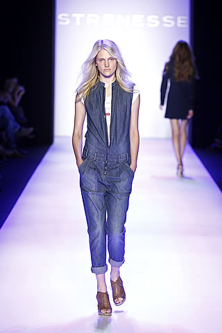 Strenesse Blue Spring/Summer 2010