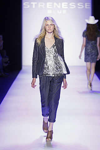 Strenesse Blue Spring/Summer 2010