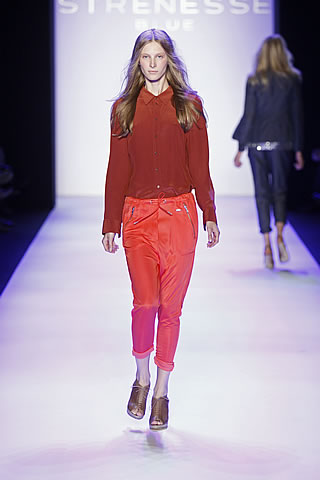 Strenesse Blue Spring/Summer 2010