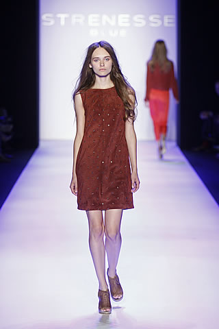 Strenesse Blue Spring/Summer 2010