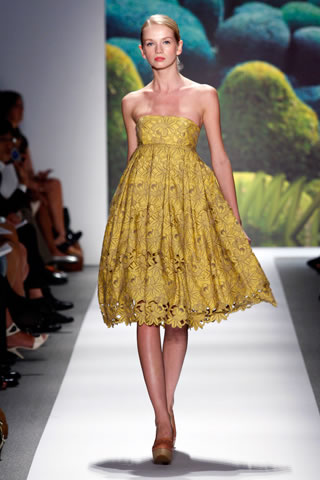 Spring 2011 Fashion Shows Photos