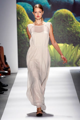 Summer 2011 Fashion Week Pictures