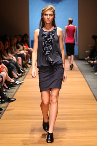 La Vie by Michelle DeCourcy, Spring/Summer 2010 Collection