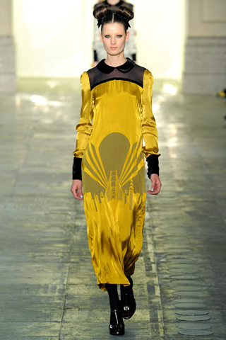 unique aw2011 lfw collection debora muller