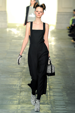 unique aw2011 lfw collection maddie kulicka